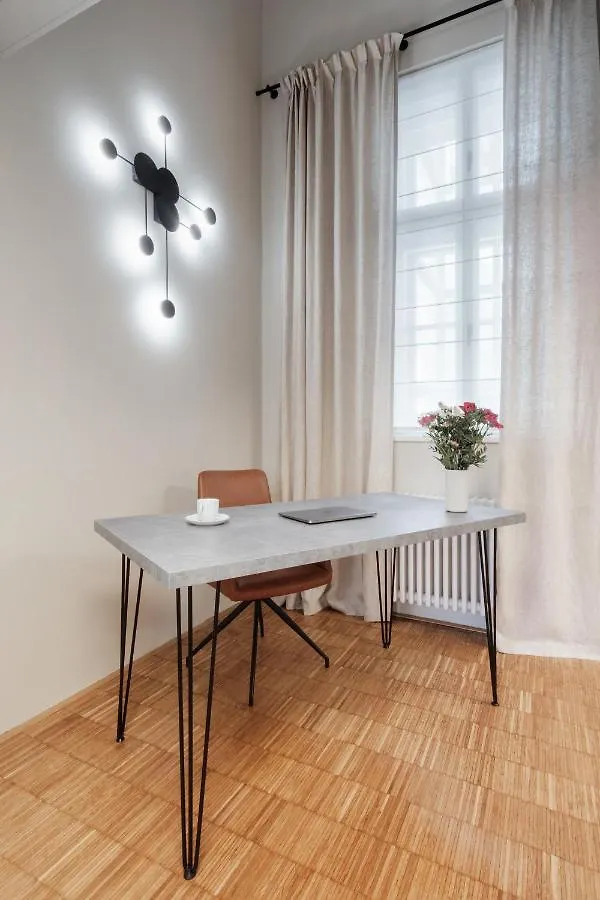Apartament Prague Days - Loft Apt - Parking - 4 Min Wenceslas Sq Czechy